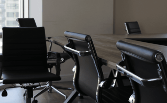 Виды офисных кресел