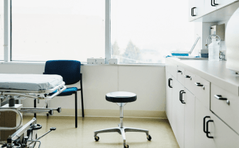 Мебель для медицинских кабинетов: как выбрать