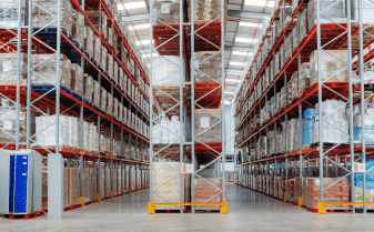 Какая мебель нужна, чтобы оборудовать склад, и где ее заказать?